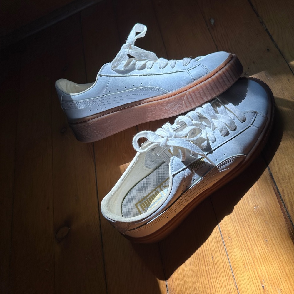 PUMA Basket platform shoes, Size: 8 W